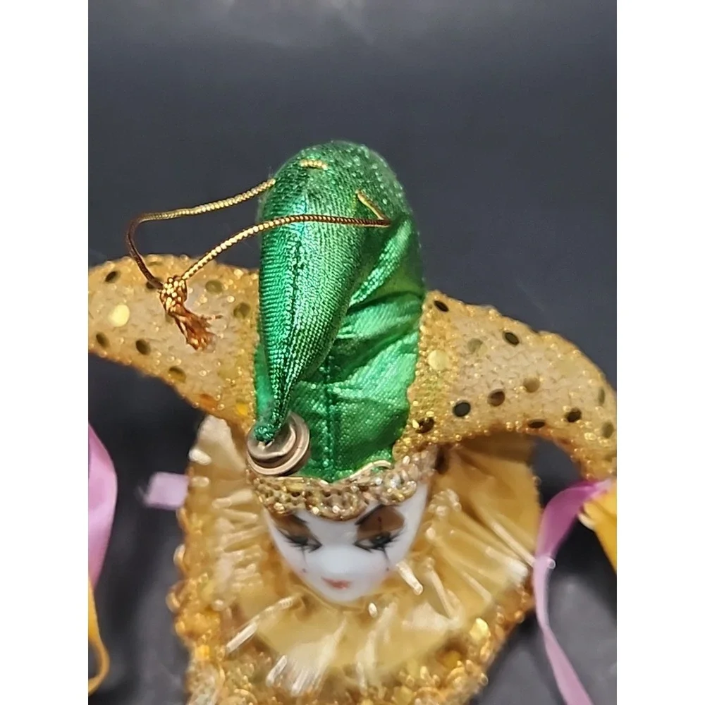Jester Harlequin Clown Head Gold & Green Hand Painted Porcelain‎ Ornament/Magnet